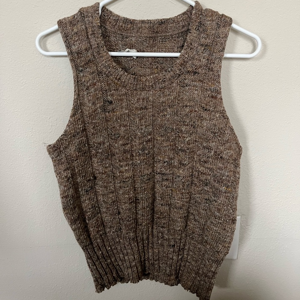 Vintage sweater vest. Size small-medium. Brand not included on tag. From the 80s